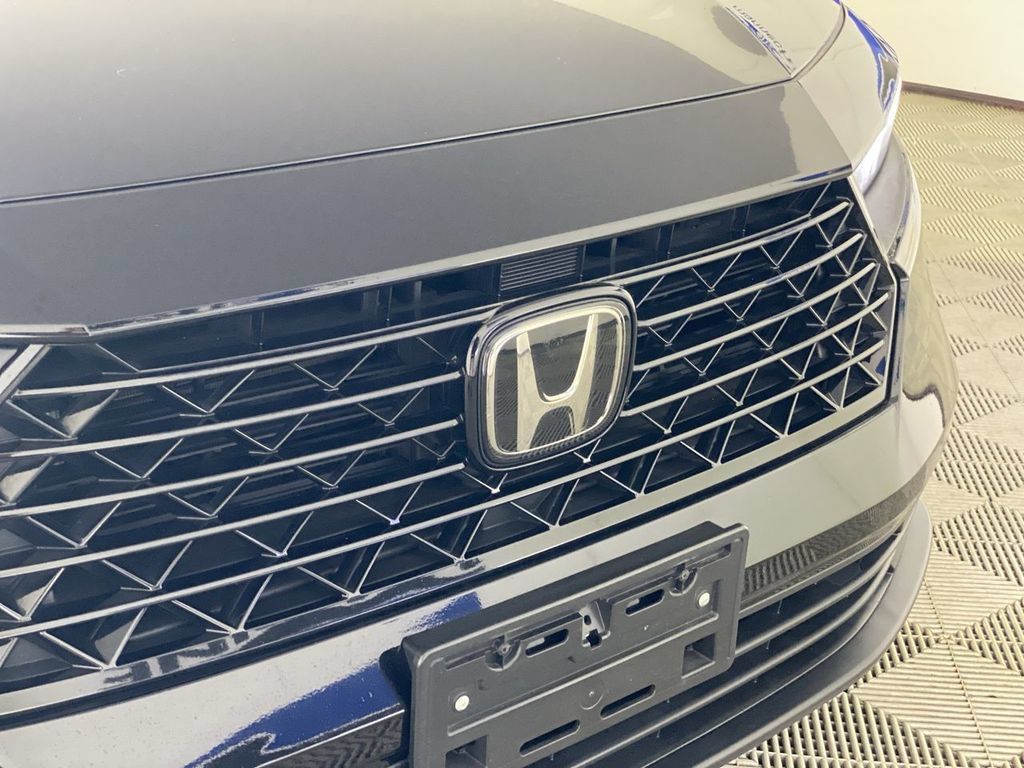 Used 2024 Honda Accord Sport image 35