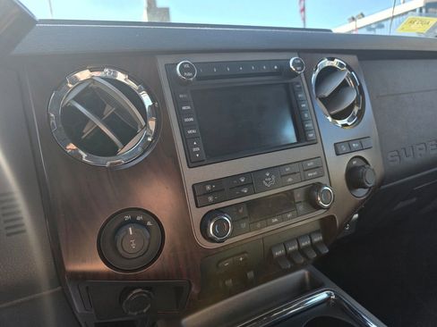 Used 2012 Ford F250 Lariat w/ Lariat Ultimate Pkg image 7