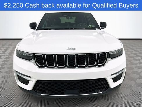 New 2025 Jeep Grand Cherokee Limited w/ Luxury Tech Group II AWD/4WD image 2