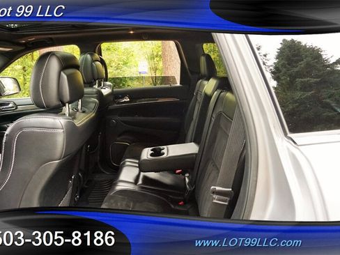 Used 2017 Jeep Grand Cherokee SRT AWD/4WD image 14