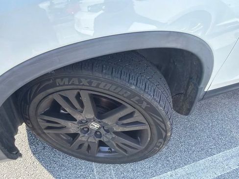 Used 2022 Honda Pilot Special Edition image 3