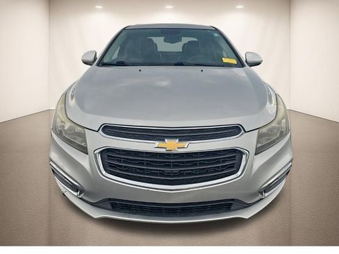 Used 2015 Chevrolet Cruze LT FWD image 4