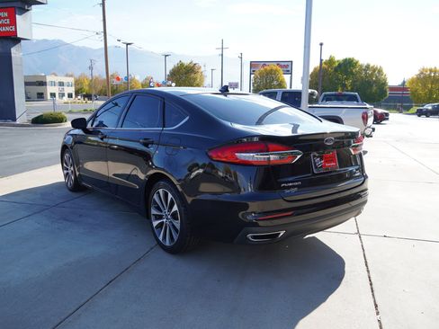 Used 2019 Ford Fusion SE image 7