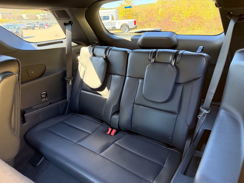 New 2027 Ford Explorer ST-Line AWD/4WD image 6