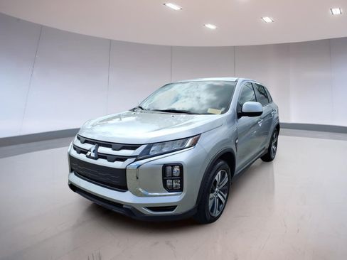 Used 2024 Mitsubishi Outlander Sport AWD image 2