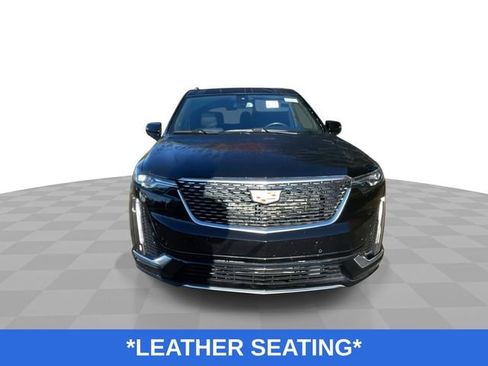Used 2025 Cadillac XT6 Premium Luxury w/ LPO, Floor Liner Package image 4