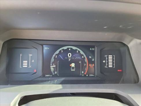 Used 2025 Toyota Tacoma SR5 AWD/4WD image 16