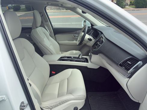 Certified 2023 Volvo XC90 T8 Plus w/ Protection Package image 26