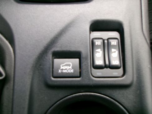 Used 2022 Subaru Crosstrek 2.5i Sport image 18