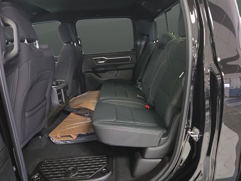 New 2026 RAM 1500 Big Horn AWD/4WD image 31