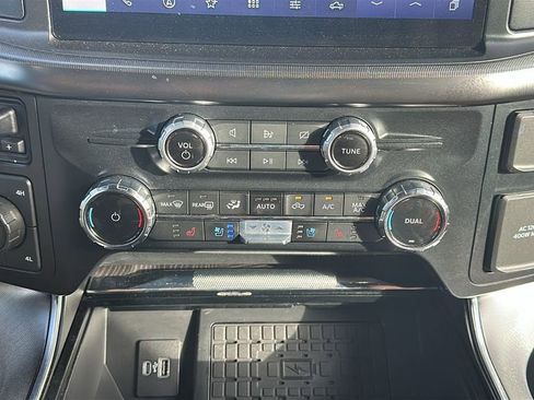 Used 2023 Ford F150 Platinum AWD/4WD image 27