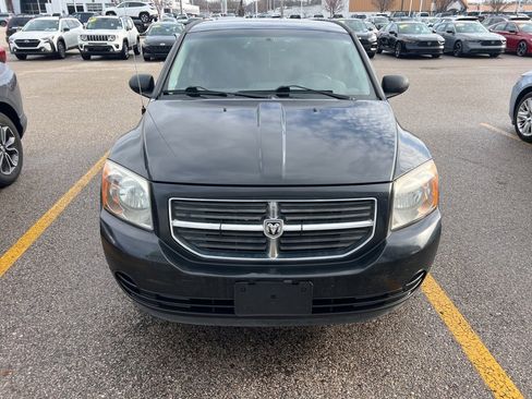 Used 2010 Dodge Caliber SXT image 2