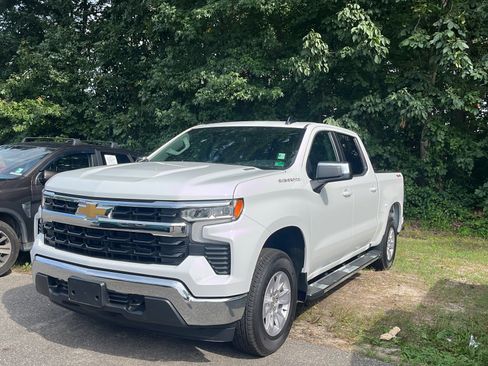 Used 2026 Chevrolet Silverado 1500 LT AWD/4WD image 1
