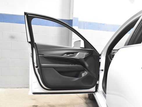 Used 2023 Cadillac CT4 Luxury w/ Sun And Sound Package image 11