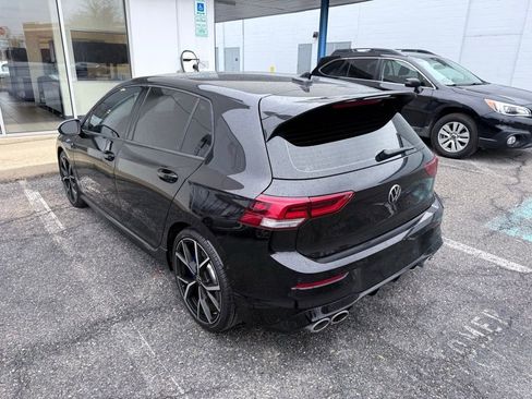 Used 2024 Volkswagen Golf R image 5
