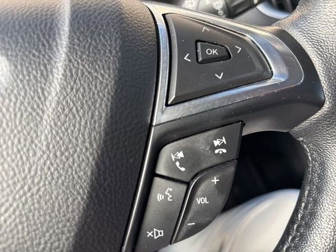 Used 2020 Ford Edge SEL w/ Convenience Package image 12