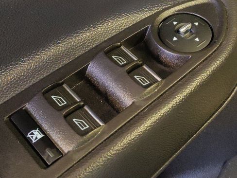 Used 2016 Ford Escape Titanium FWD image 27