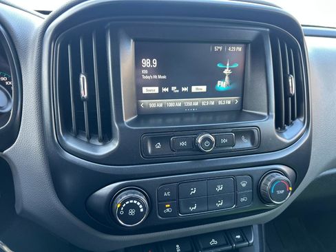 Used 2017 Chevrolet Colorado W/T image 12