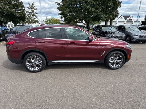 Certified 2023 BMW X4 xDrive30i w/ Premium Package image 5