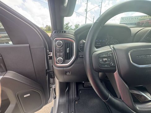 Used 2021 GMC Sierra 2500 Denali w/ Denali Ultimate Package AWD/4WD image 15