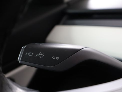 Used 2018 Tesla Model 3 Long Range image 41