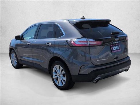 Used 2024 Ford Edge Titanium image 8