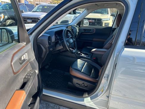 Certified 2022 Ford Bronco Sport Outer Banks w/ Tech Package image 16