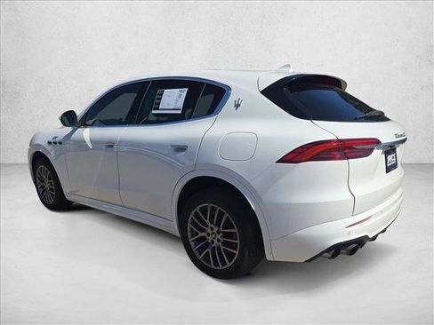 Used 2024 Maserati Grecale GT image 8