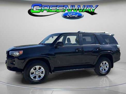Used 2024 Toyota 4Runner SR5 image 1