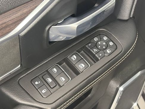 Used 2025 RAM 2500 Laramie w/ Sport Appearance Package image 26