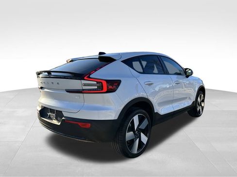 Used 2023 Volvo C40 P8 Recharge Plus w/ Climate Package image 7