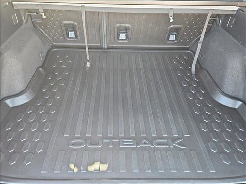 Used 2021 Subaru Outback Limited w/ Popular Package #2 image 6