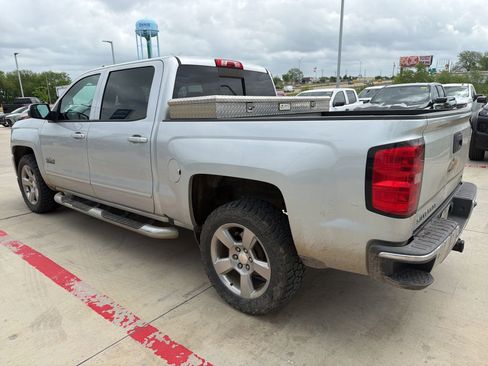 Used 2018 Chevrolet Silverado 1500 LT w/ Texas Edition image 3