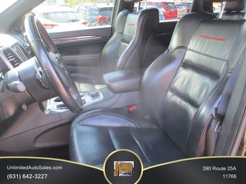 Used 2018 Jeep Grand Cherokee Trailhawk w/ Trailhawk Luxury Group AWD/4WD image 5