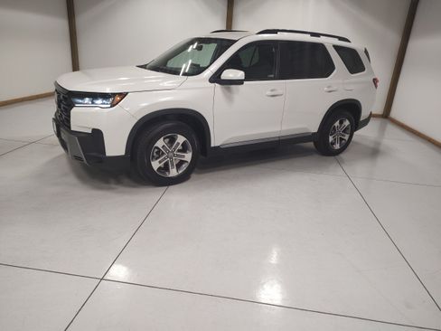 New 2026 Honda Pilot EX-L image 4