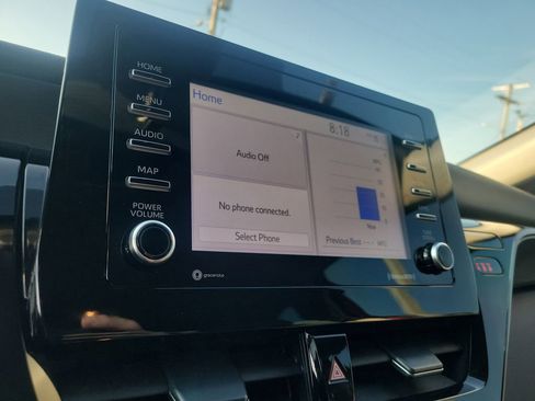 Used 2023 Toyota Camry LE image 18