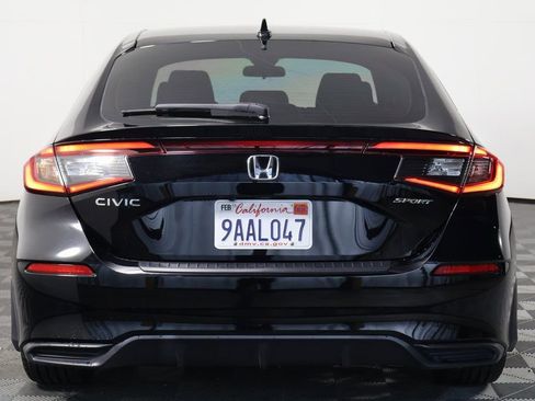 Used 2022 Honda Civic Sport image 5