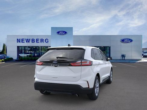 New 2024 Ford Edge SE image 8
