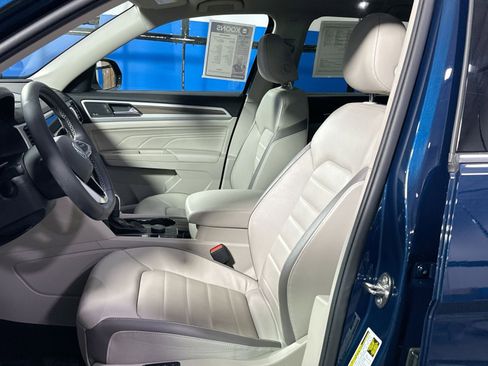Used 2021 Volkswagen Atlas SEL Premium image 13