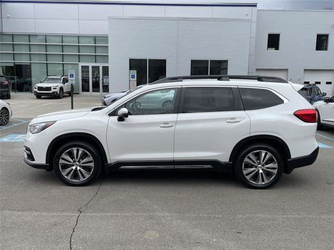 Used 2020 Subaru Ascent Limited w/ Popular Package #2A AWD/4WD image 2