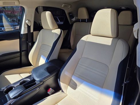 Used 2016 Lexus NX 200t FWD w/ Premium Package image 22