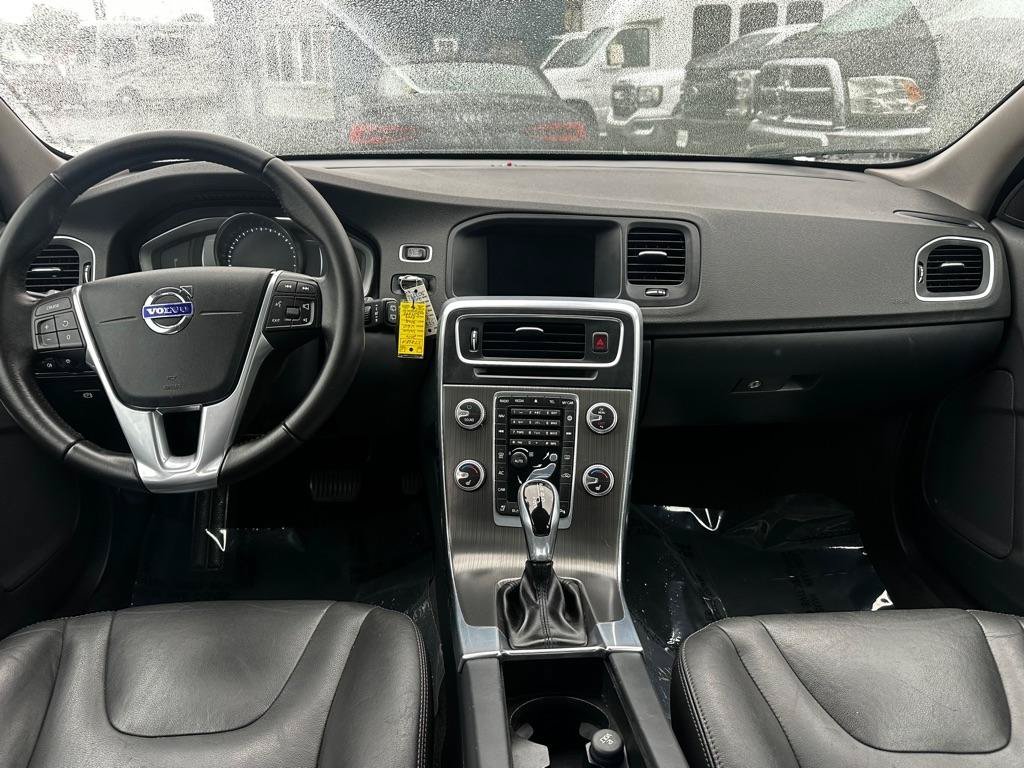 Used 2016 Volvo V60 T5 Premier AWD/4WD image 14