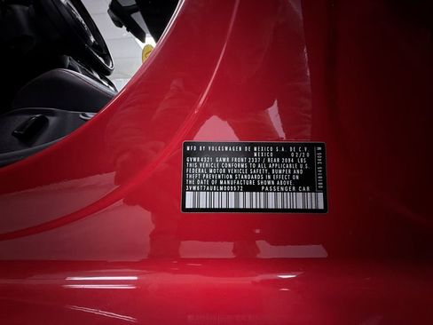 Used 2020 Volkswagen GTI SE image 15