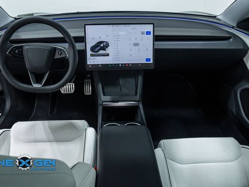 Used 2024 Tesla Model 3 Performance image 24