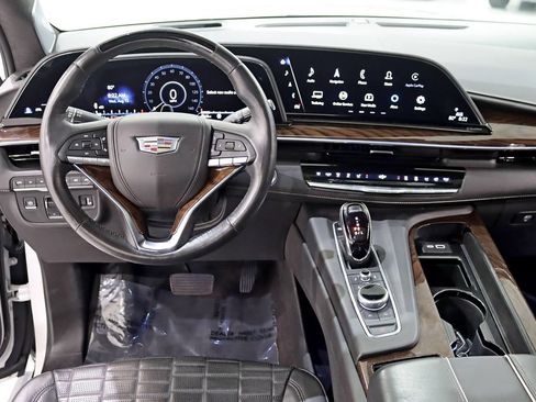 Used 2023 Cadillac Escalade Sport Platinum AWD/4WD image 15