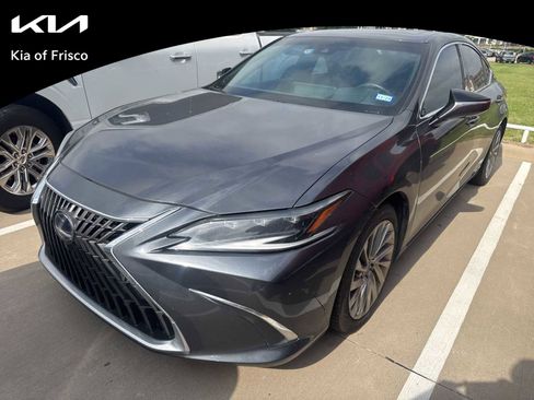 Used 2022 Lexus ES 300h Ultra Luxury FWD image 1