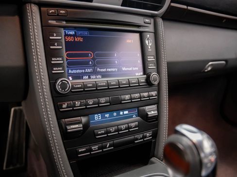 Used 2012 Porsche 911 Carrera S image 19