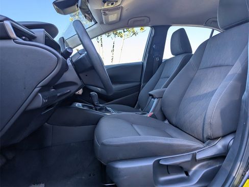 Used 2024 Toyota Corolla LE image 19