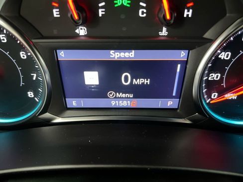 Used 2022 Chevrolet Equinox Premier AWD/4WD image 8