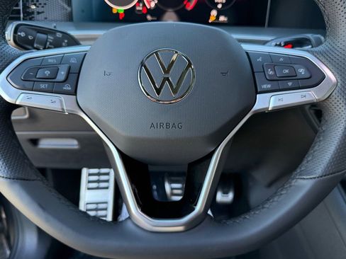 New 2026 Volkswagen Tiguan SE R-Line FWD image 35